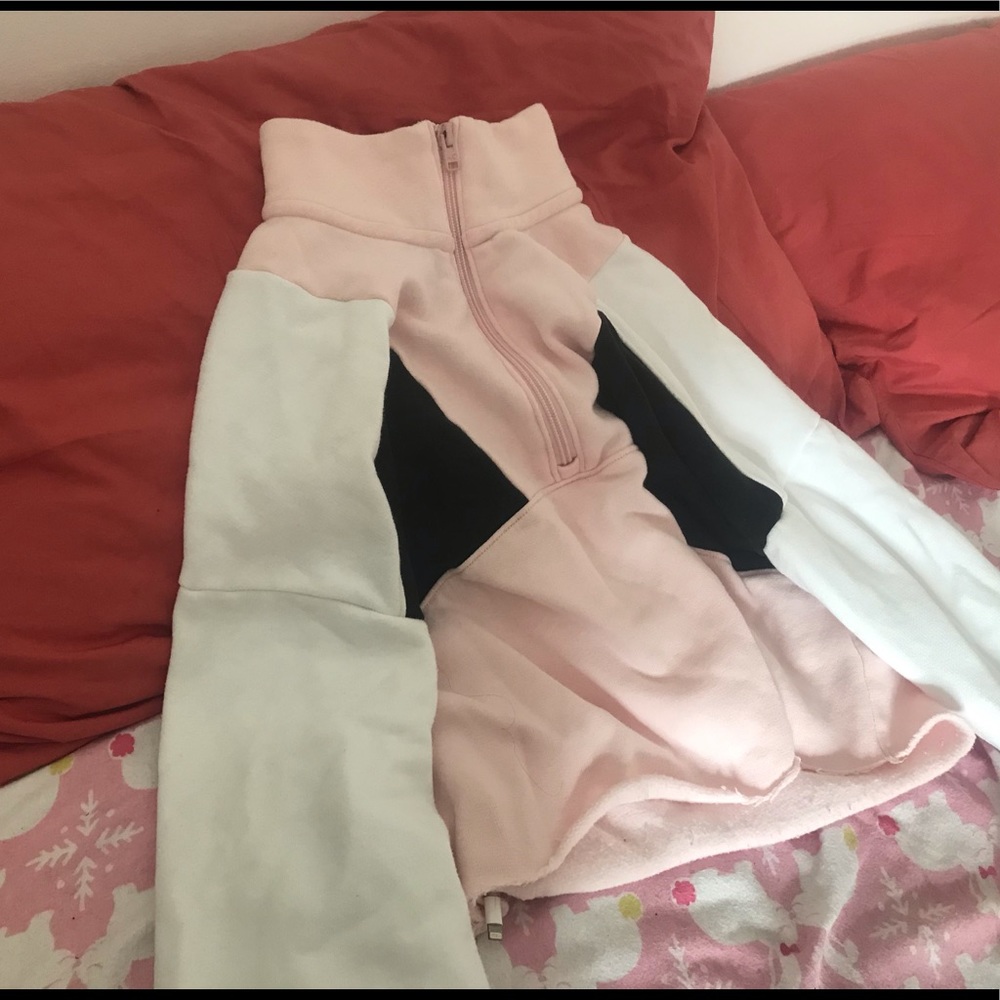 Hollister California crop sweatshirt